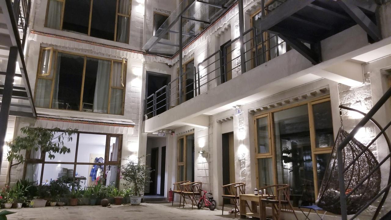 Fengma Feiyang Hostel ラサ エクステリア 写真